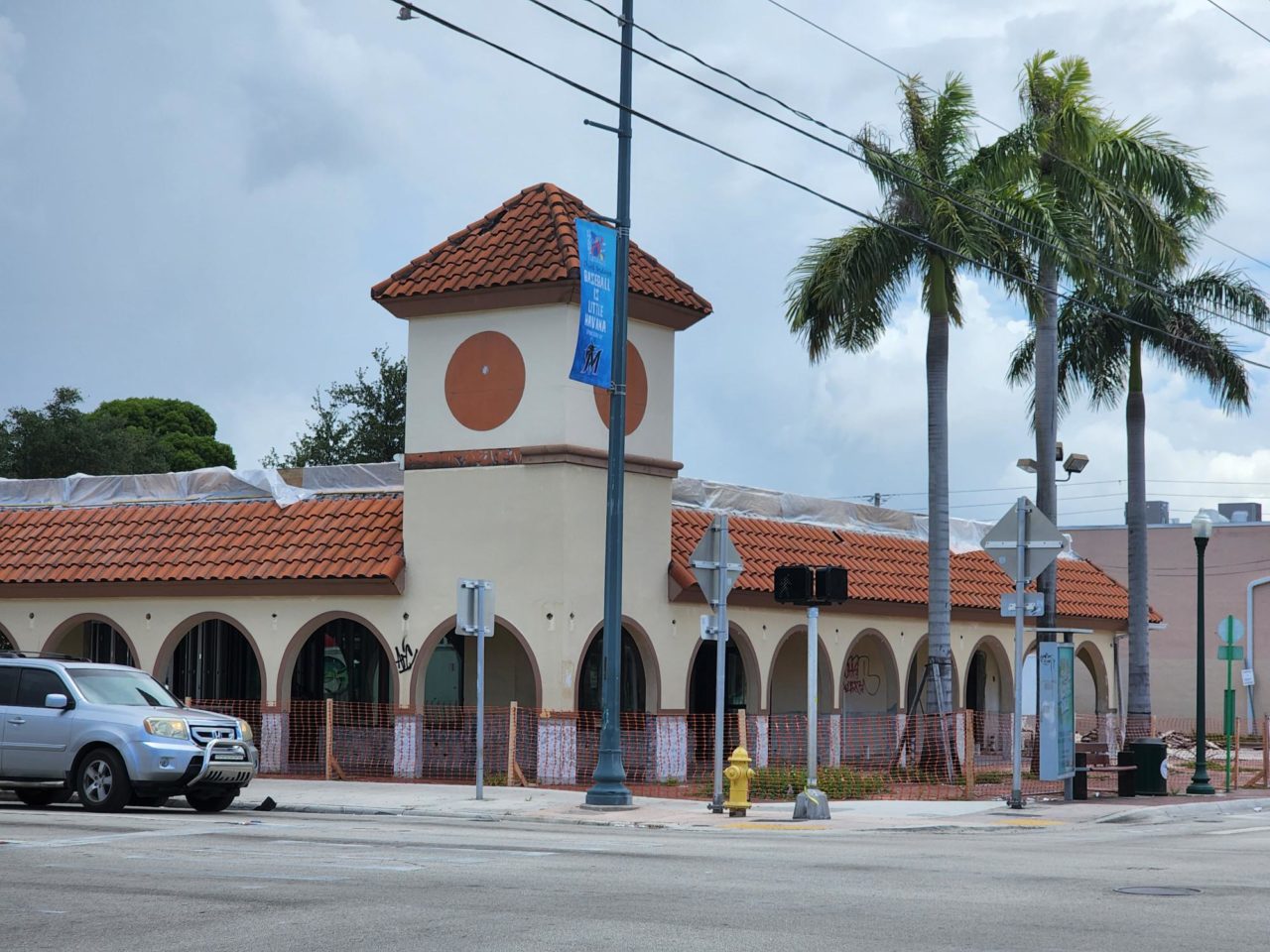 Starbucks on SW 8 ST and 17 AVE