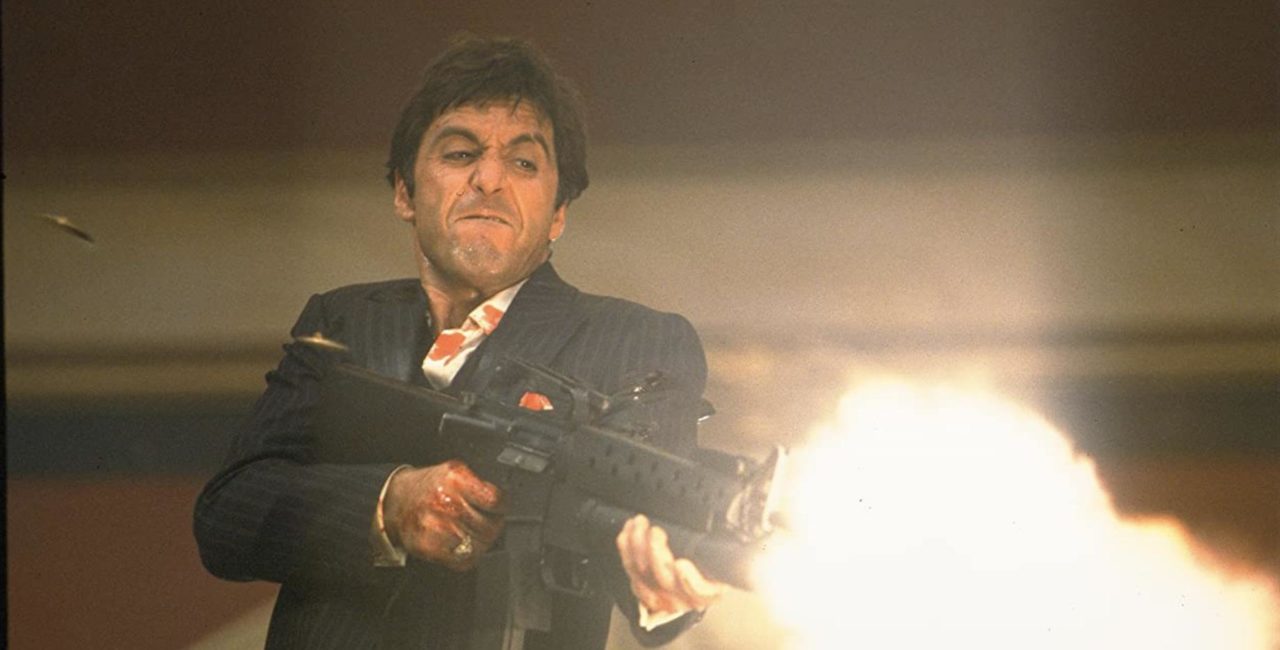 escena icónica de Al Pacino de la película de 1983, Scarface.