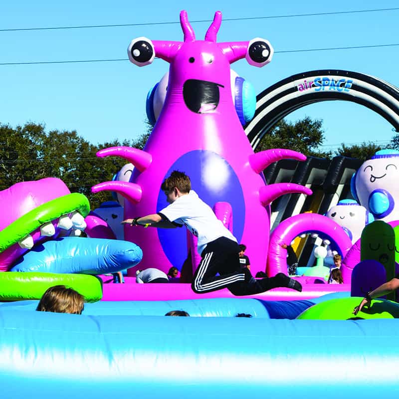 kids jumping on the big bounce america