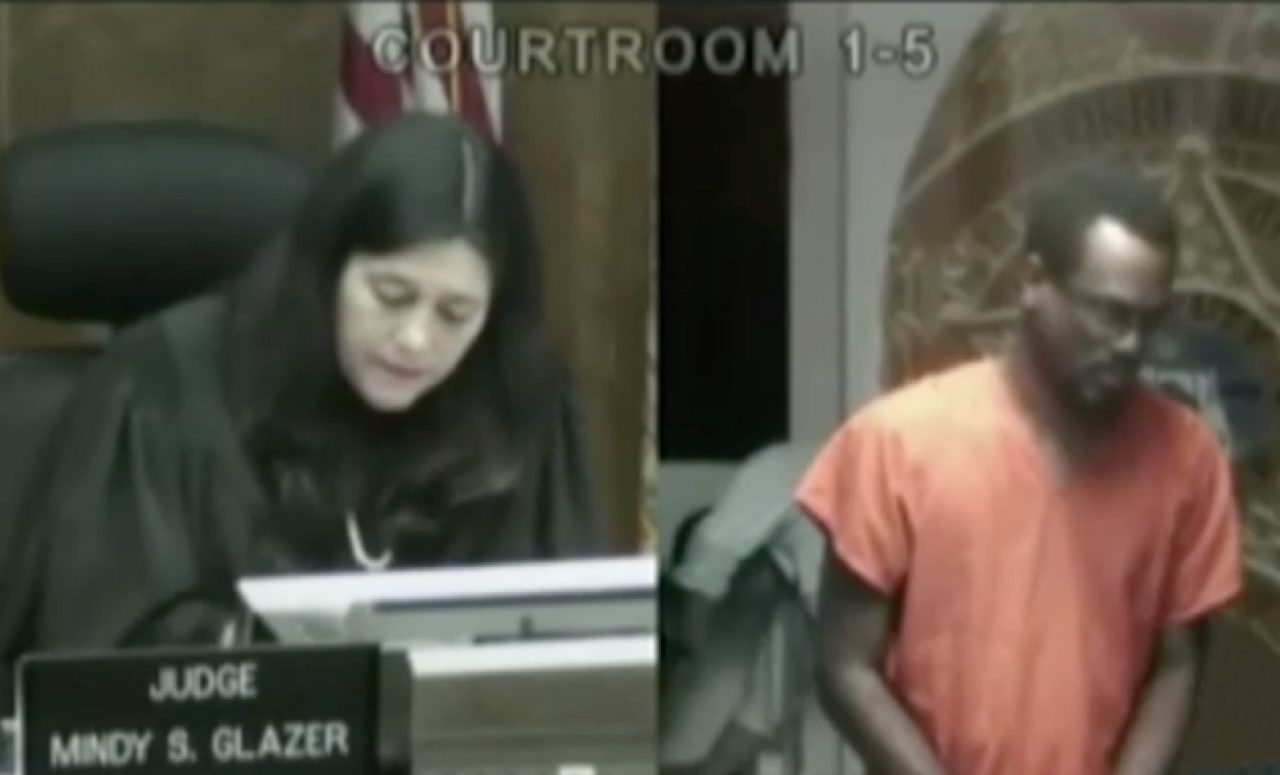 Profesor de Florida en la Corte