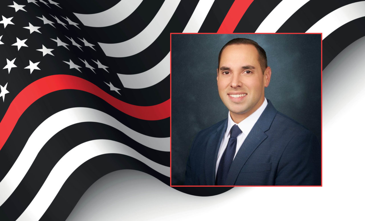 imagen de un hombre con una bandera