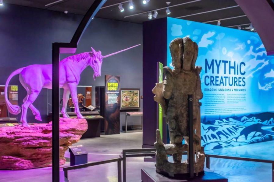 Exhibición de criaturas míticas en el Museo de Historia de Miami