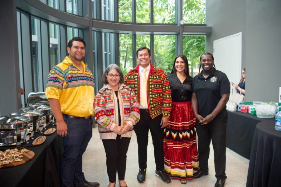 Mayor Daniella Cava with Miccosukee Tribe people