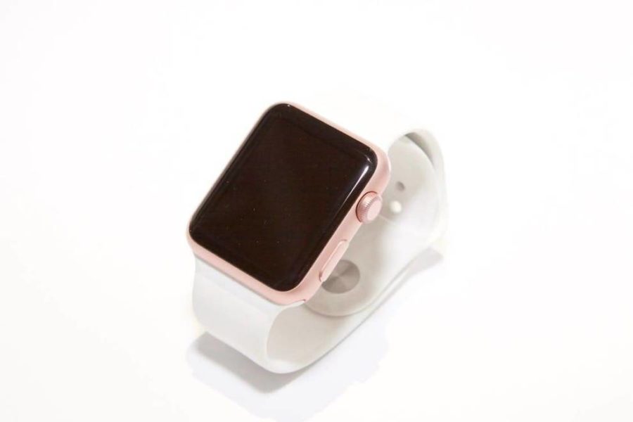 un reloj Apple de oro rosa