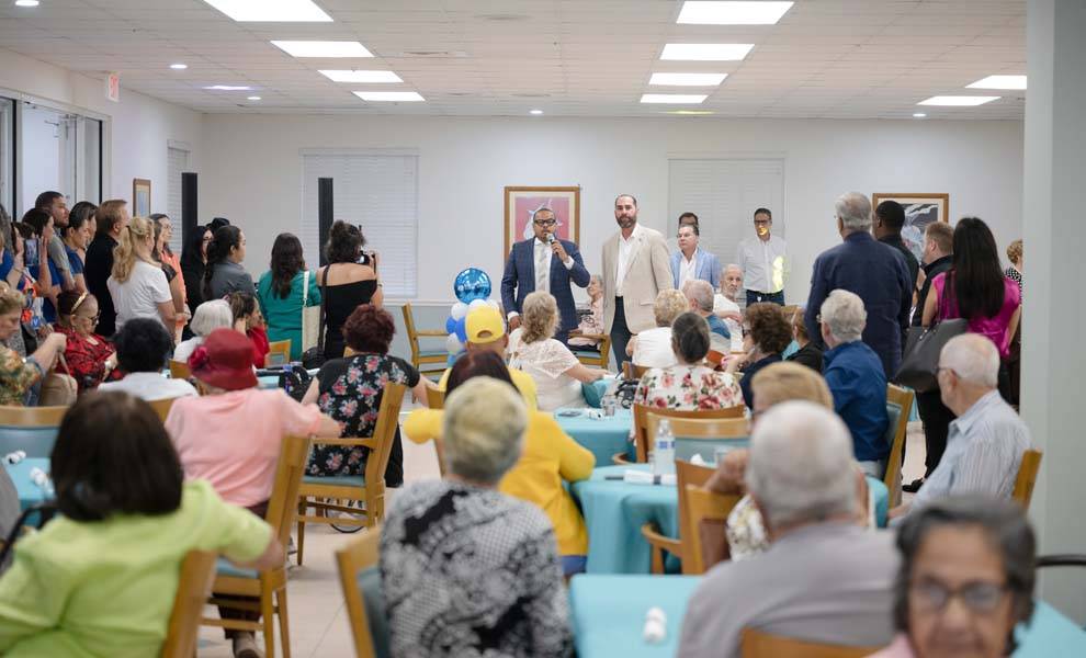 Gran evento de reapertura de Ward Tower