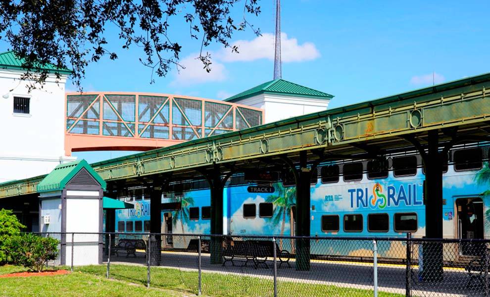 Tri-Rail at the train station.